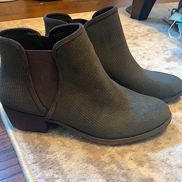 Kensie Gerona Booties - Picture 2 of 8